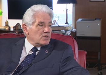 anderson-mayor-accidentally-goes-on-facebook-live,-uses-expletive-to-describe-council-members