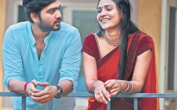 new-approach-to-pellichoopulu-wins-hearts-on-youtube