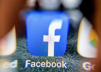 facebook-sued-by-news-media-outlet-over-'russia-state-controlled'-label