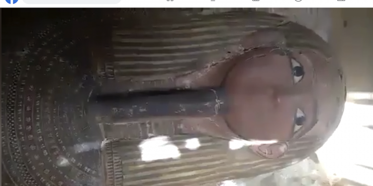 facebook-has-moved-to-ban-sales-of-looted-antiquities.-will-it-make-a-difference?