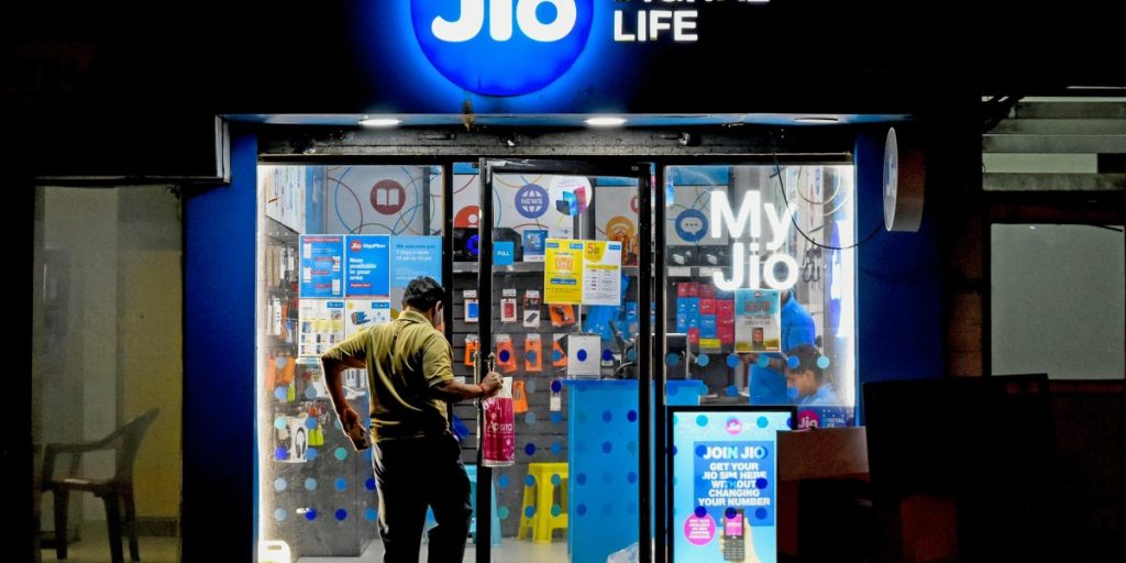 will-india's-jio-be-the-next-tech-giant?
