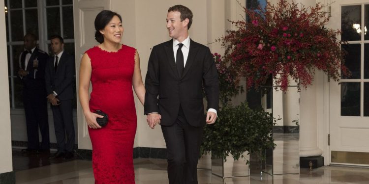 mark-zuckerberg's-$300-million-donation-to-fix-elections-must-overcome-facebook's-past