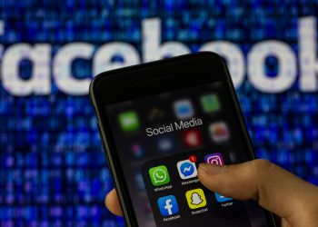 stocks-making-the-biggest-moves-in-the-premarket:-facebook,-tesla,-kansas-city-southern,-costco-…