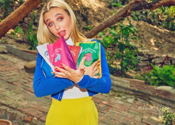 emma-chamberlain-talks-coffee,-youtube-drama,-and-quarantine-loneliness