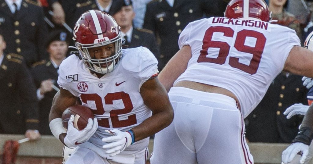 twitter-reacts-to-najee-harris'-career-night-against-ole-miss