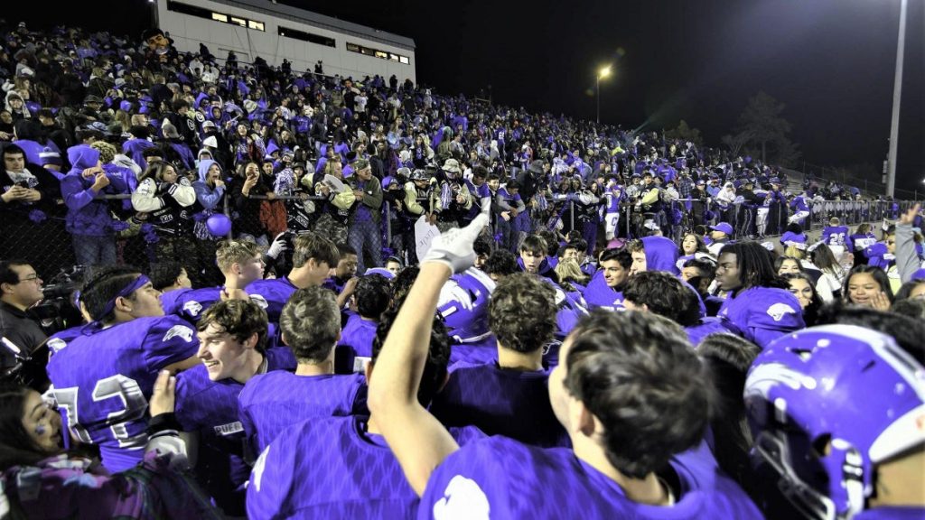 where-to-watch:-bell-and-cannon-game-to-be-streamed-online-by-pueblo-d60-and-dutch-clark-…