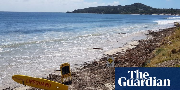 'i've-never-seen-it-like-this-before':-erosion-and-debris-force-closure-of-byron-bay-beach