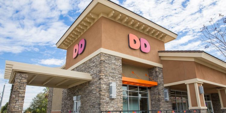 dunkin',-wendy's-spice-things-up-in-twitter-battle