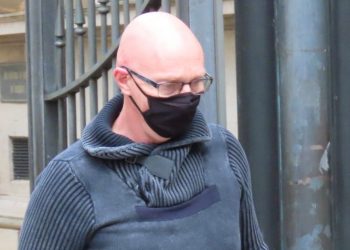 whatsapp-paedo-who-called-victim,-10,-his-'girlfriend'-escapes-jail