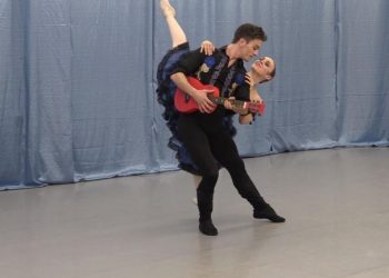 bringing-home-the-manassas-ballet:-live-streamed-performances-keep-local-dancers-on-their-toes