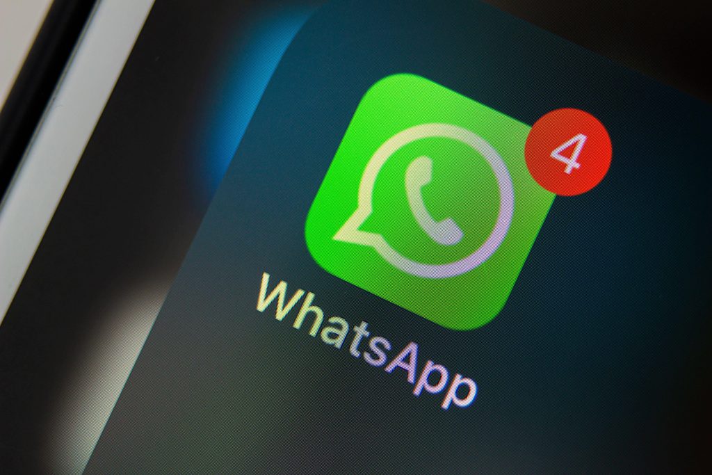 whatsapp-insults-in-uae:-man-to-pay-dh250,000-fine,-rules-court