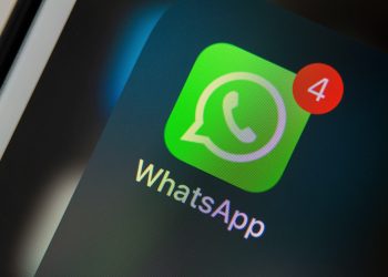 whatsapp-insults-in-uae:-man-to-pay-dh250,000-fine,-rules-court
