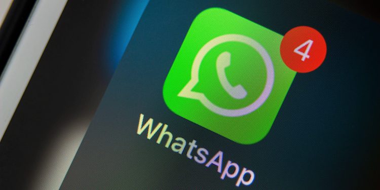 whatsapp-insults-in-uae:-man-to-pay-dh250,000-fine,-rules-court