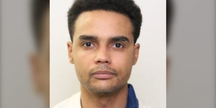 snapchat-user,-28,-charged-with-child-luring,-sexual-assault