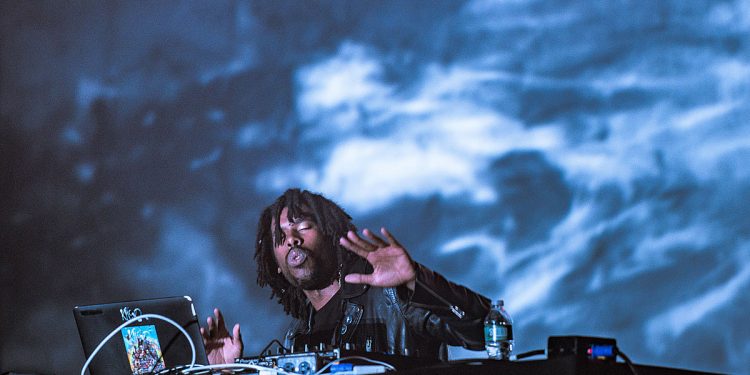 this-week's-livestreams-(flying-lotus,-dinosaur-jr.,-patti-smith,-danny-brown,-more)