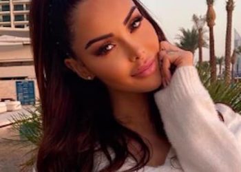 nabilla-finds-her-dog-pita-in-an-“illegal”-way!