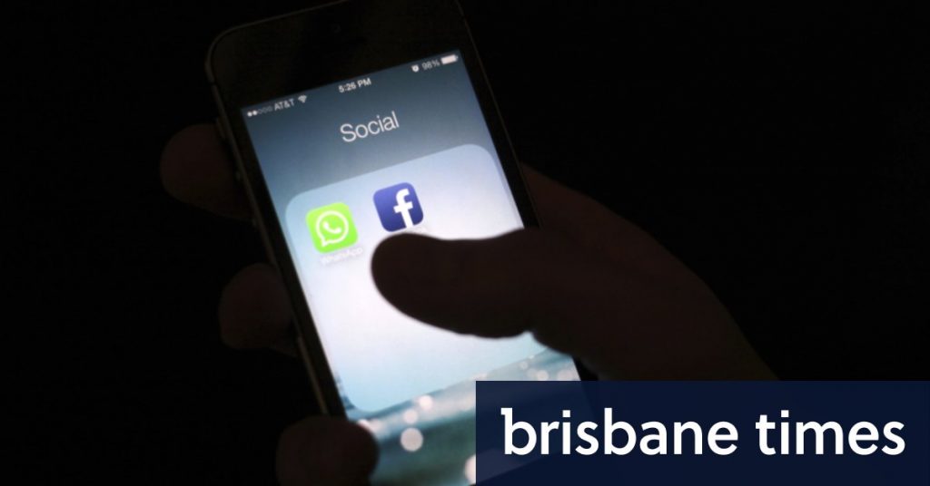 facebook-apologises-for-misleading-advertisers