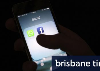 facebook-apologises-for-misleading-advertisers