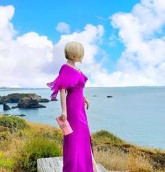 ultra-popular-instagram-fashion-influencer-is-passionate-about-colorful-fashion