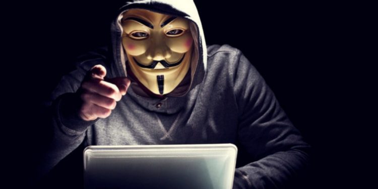 whatsapp-otp-scam-will-hijack-your-mobile-&-steal-all-your-money!-never-do-this.