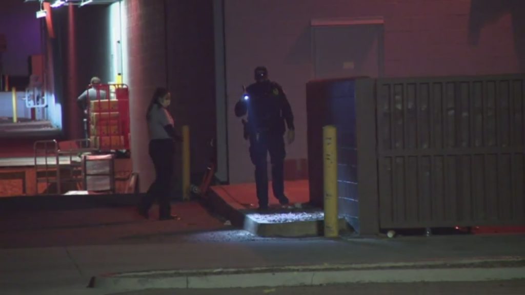 police:-18-year-old-killed-during-sales-transaction