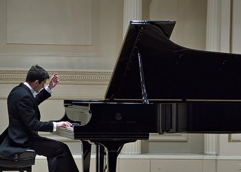 pianist-panos-karan-presents-bach-around-the-world-part-3:-quito