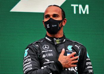 lewis-hamilton-signs-up-to-steer-radio-4-show