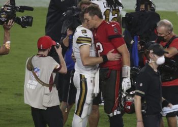 'delete-the-tape':-twitter-reacts-to-bucs'-loss-to-saints