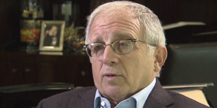 irving-azoff-says-facebook,-snapchat,-tiktok-“resist-paying-for-music-until-you-go-beat-the-f–k-…