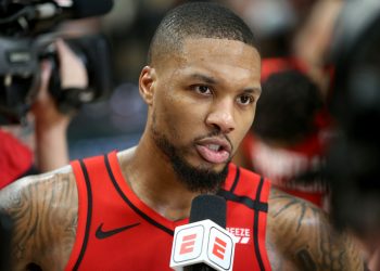 damian-lillard-reacts-after-ranking-third-on-athlete-twitter-engagements