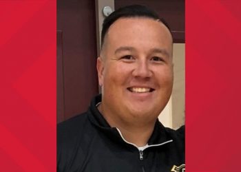 neisd-teacher-arrested-after-allegedly-sending-sexually-suggestive-messages-to-student-through-…