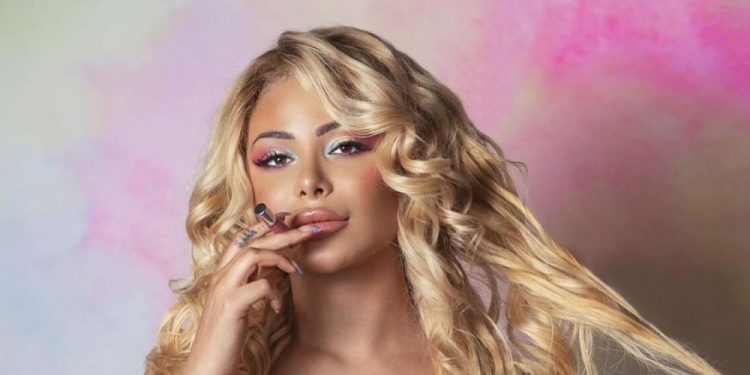 maeva-ghennam:-still-so-depressed-in-dubai?-she-confides