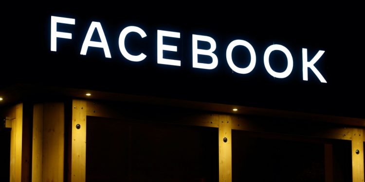 avaaz:-facebook-continues-to-fail-at-flagging-false-and-misleading-posts-about-us-elections