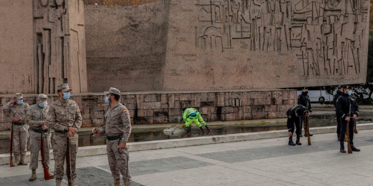 spain:-armed-forces-chief-dismisses-far-right-ex-military-chats