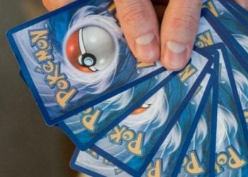 xqc-spends-$17k-on-pokemon-card-packs-before-pulling-super-rare-card-on-stream