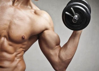 instagram-influencers-making-guys-more-body-conscious