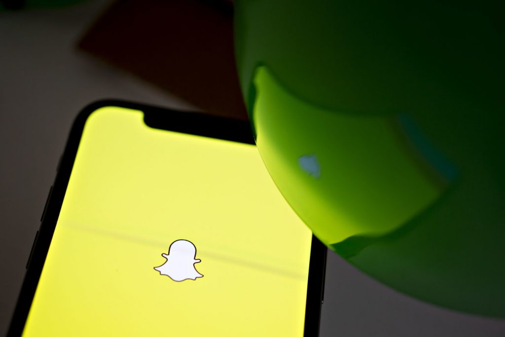 snap-introduces-$3.5-million-grant-for-lens-creators-and-ar