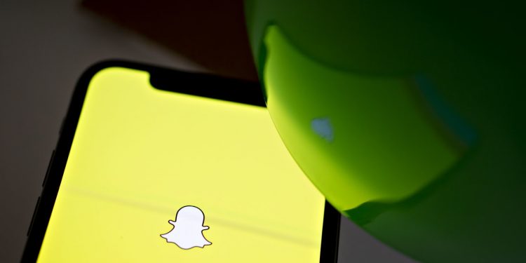 snap-introduces-$3.5-million-grant-for-lens-creators-and-ar