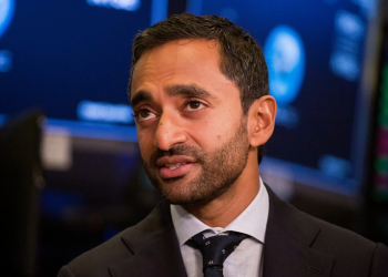 ex-facebook-exec-suggests-everyone-who-gets-vaccinated-to-wear-certain-color-mask