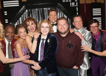 the-prom-debuted-on-netflix-on-friday-here's-how-twitter-reacted.