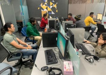 indian-professionals-cautiously-optimistic-heading-into-2021:-linkedin