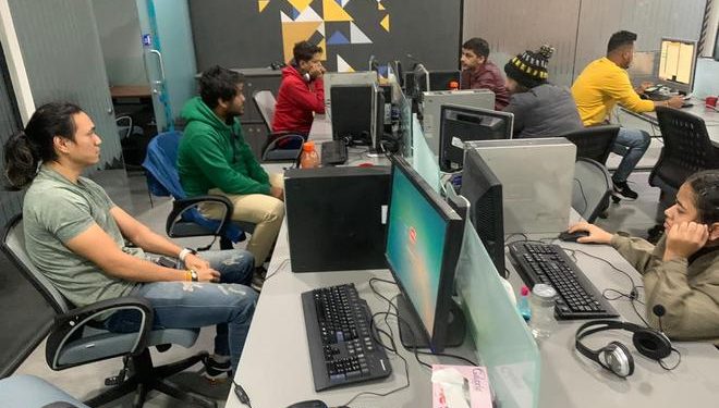 indian-professionals-cautiously-optimistic-heading-into-2021:-linkedin