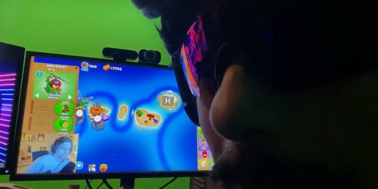 dr.-disrespect-disrespects-xqc's-bloons-stream
