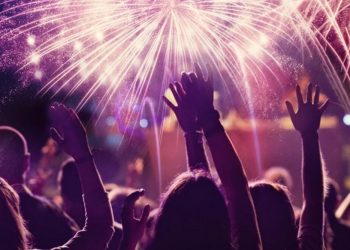 uk-school-boy-hosts-a-'rave'-at-school-toilet-which-he-advertised-on-snapchat!-school-furious-…