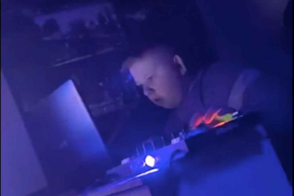 12-year-old-dj-in-the-uk-throws-rave-in-the-school-toilets,-has-equipment-confiscated