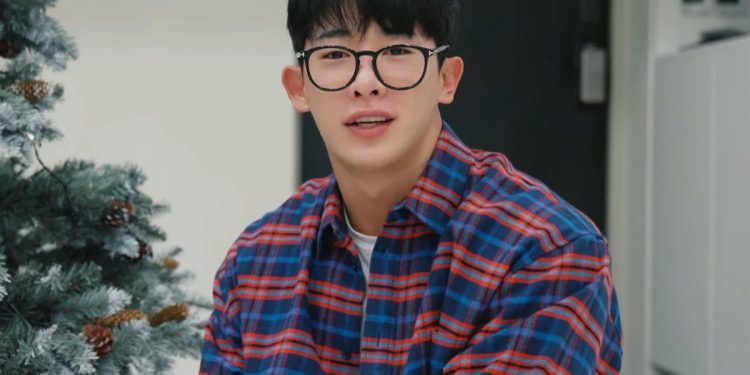wonho-gifts-personal-youtube-subscribers-with-official-nickname-in-new-christmas-video