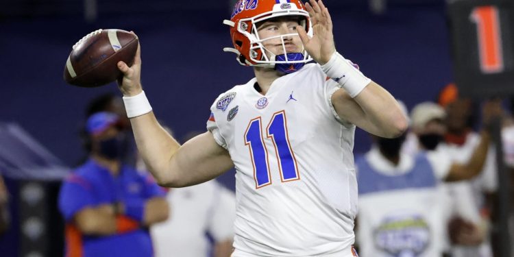 twitter-reacts-to-kyle-trask's-nightmare-first-quarter-vs.-oklahoma-in-cotton-bowl