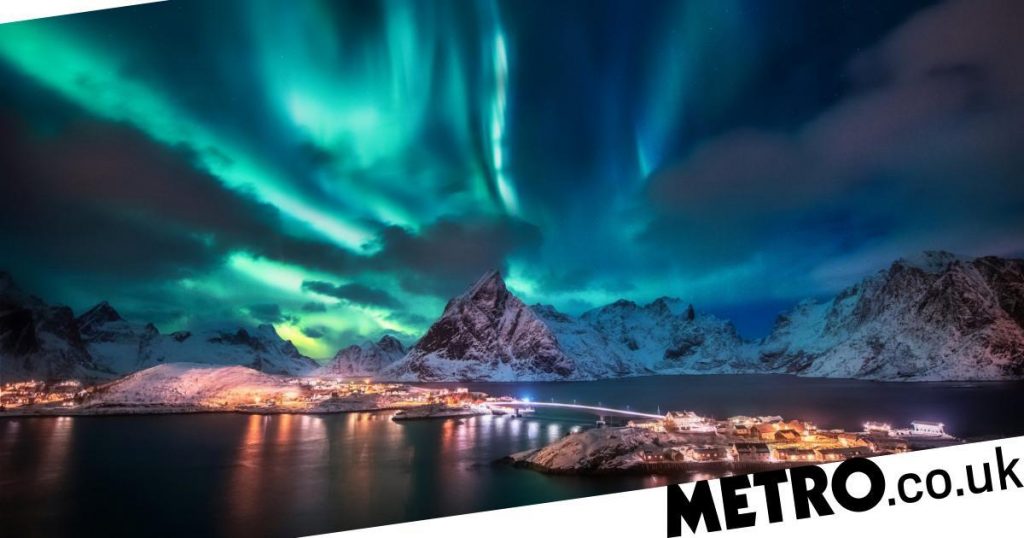 iceland-is-hosting-a-virtual-new-year's-eve-with-guaranteed-northern-lights-and-sigur-ros