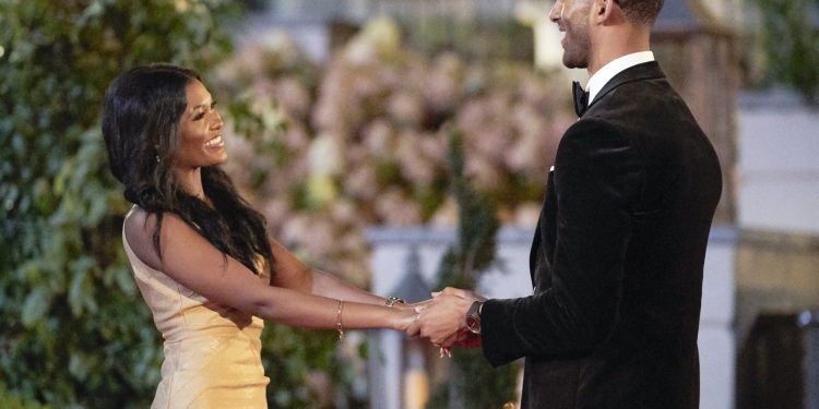 the-bachelor's-lauren-maddox-age,-instagram,-job:-everything-to-know-about-the-season-25-…