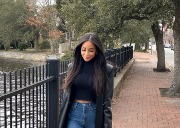 victoria-fuller-raves-about-2020-on-instagram
